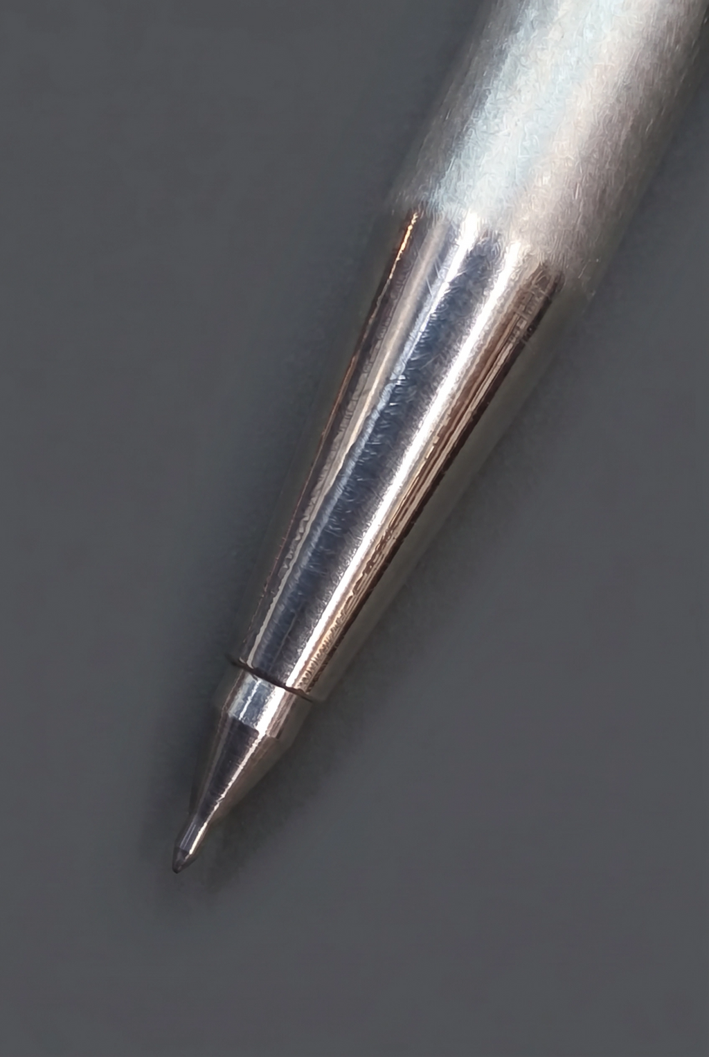 ZERONE Titanium Scribe – tip detail for engraving